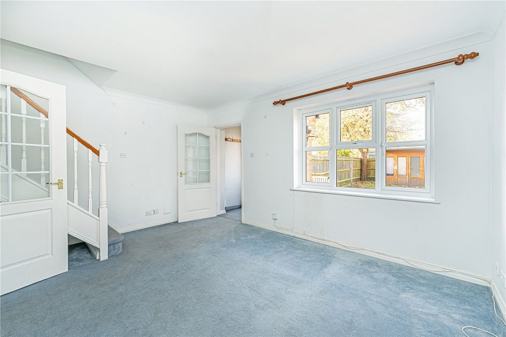 Property photo 2 of 10 Picture No. 18