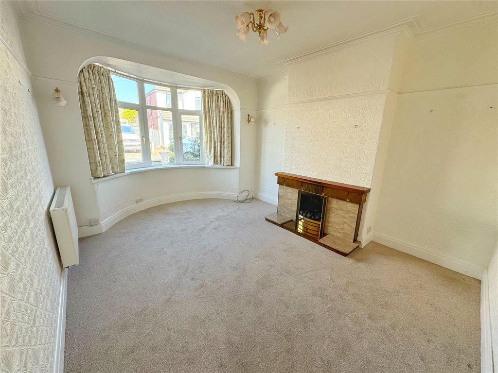 Property photo 3 of 15 Picture No. 08