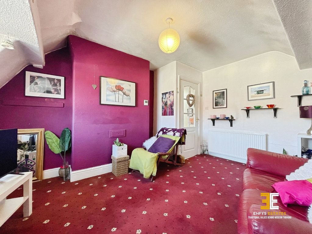 Property photo 3 of 21