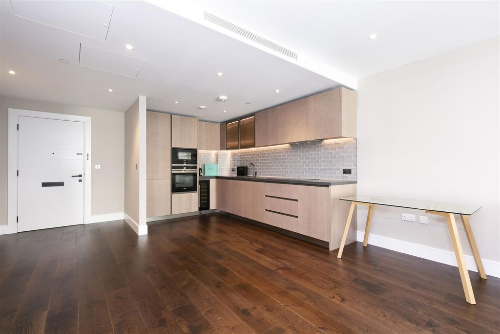 Property photo 3 of 17 740c616210926F9938Cf0Be33364677.Jpg