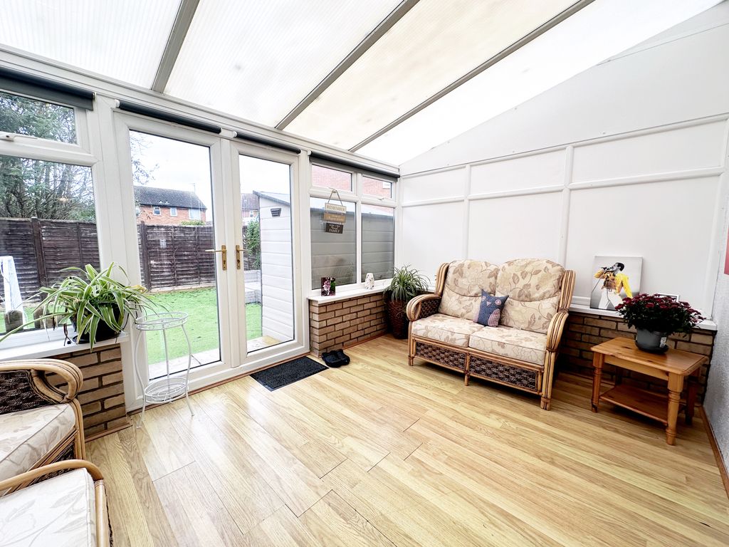 Property photo 1 of 8 Conservatory