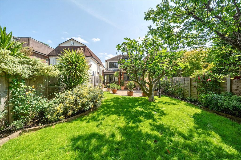 Property photo 2 of 19 Picture No. 57