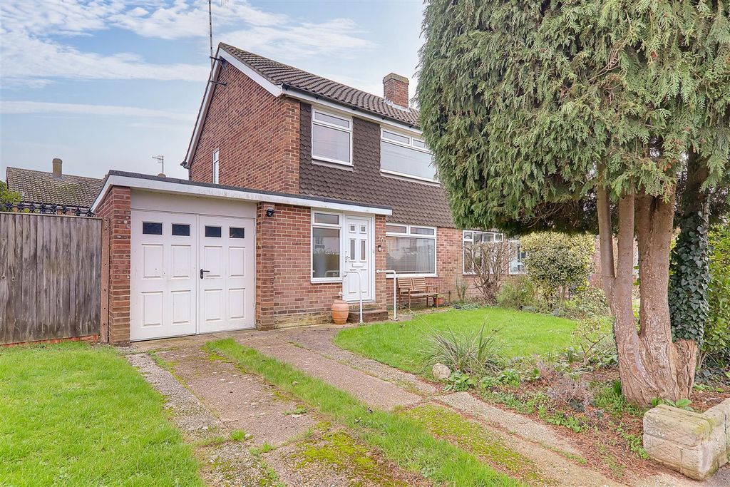 Property photo 1 of 17 Img_2708-Img_2710.Jpg