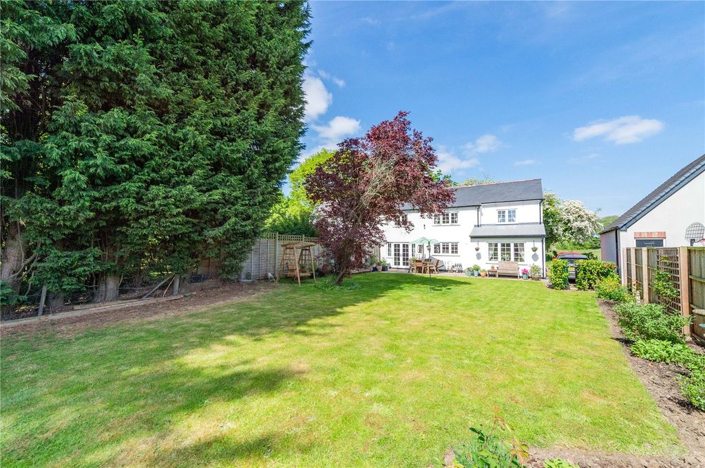 Property photo 3 of 46 Picture No. 44