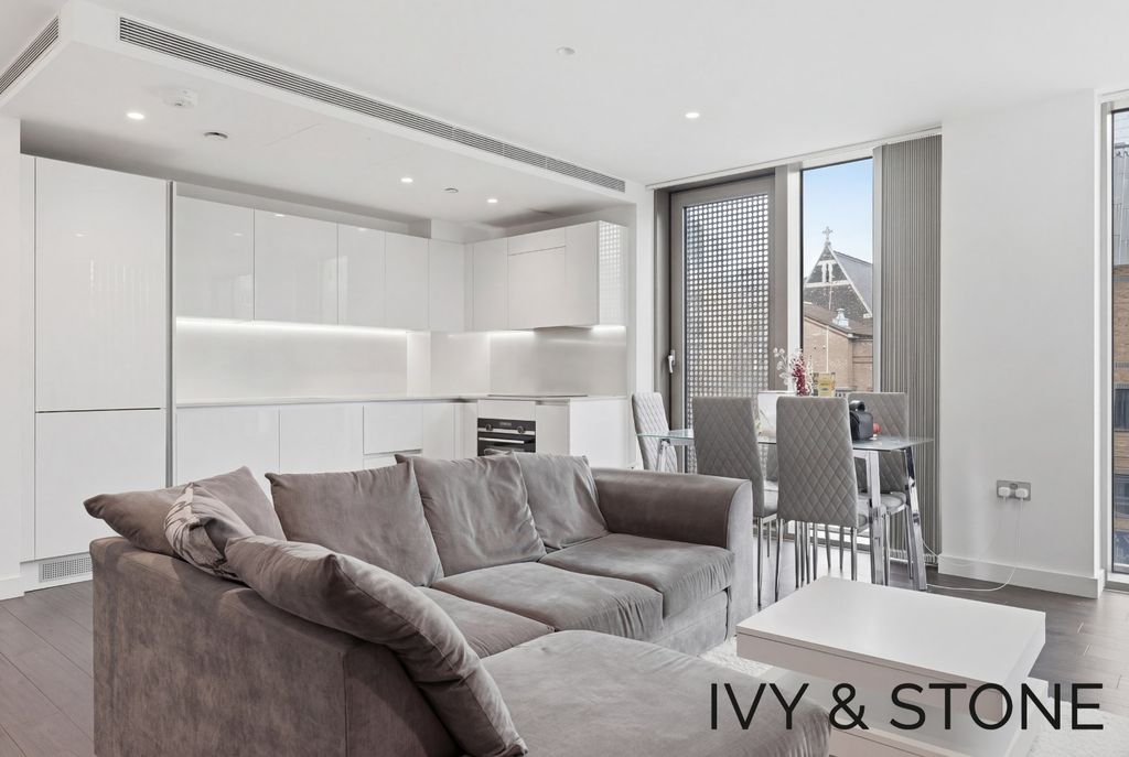 Property photo 3 of 21 5043862