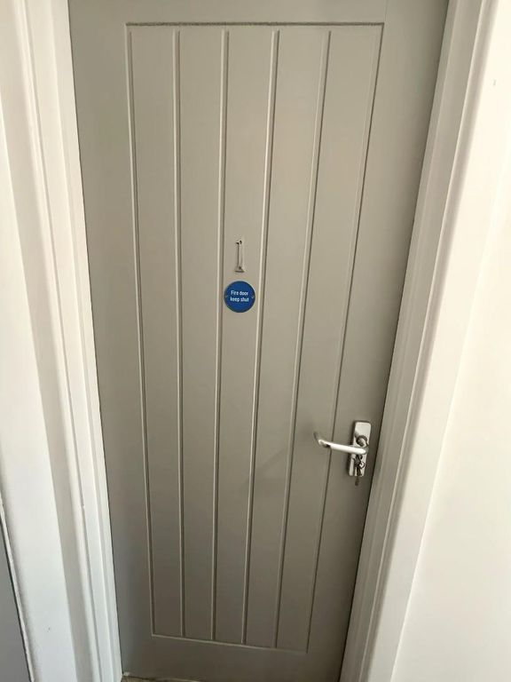 Property photo 3 of 13 E81Eccc8-Bb1F-476F-8A42-A96610Cdc241.Jpg