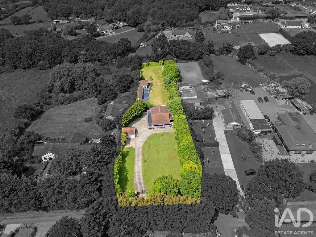 Property photo 1 of 31