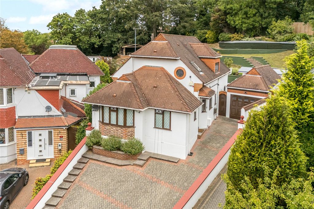 Property photo 1 of 49 External