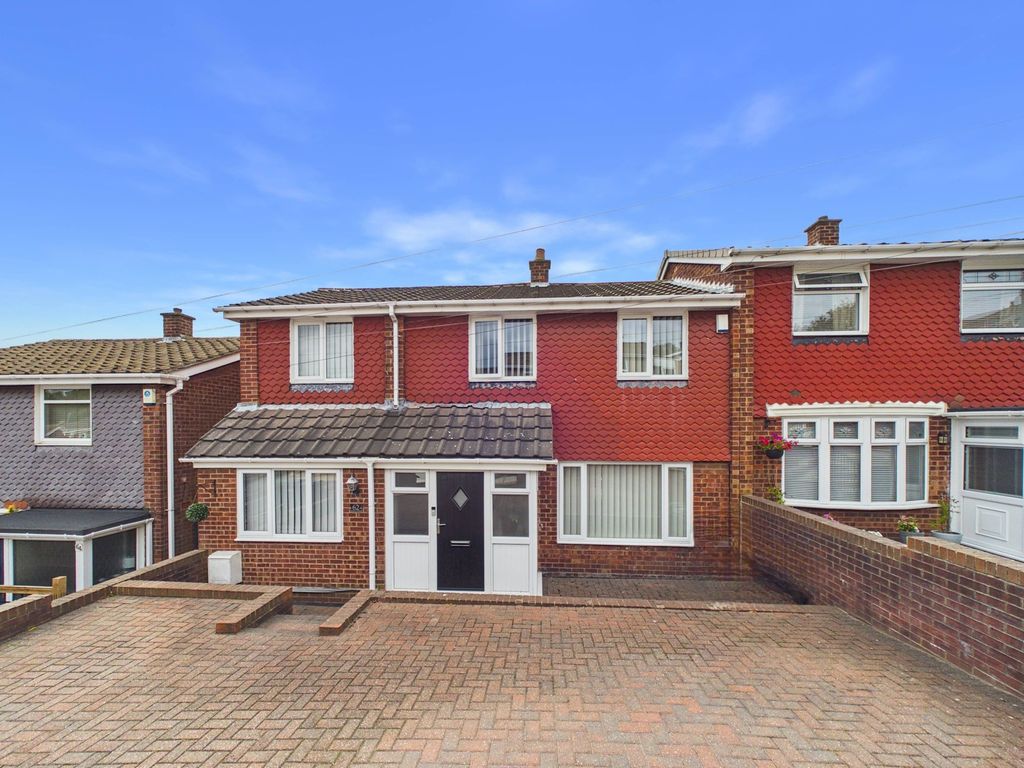 Property photo 1 of 13 External