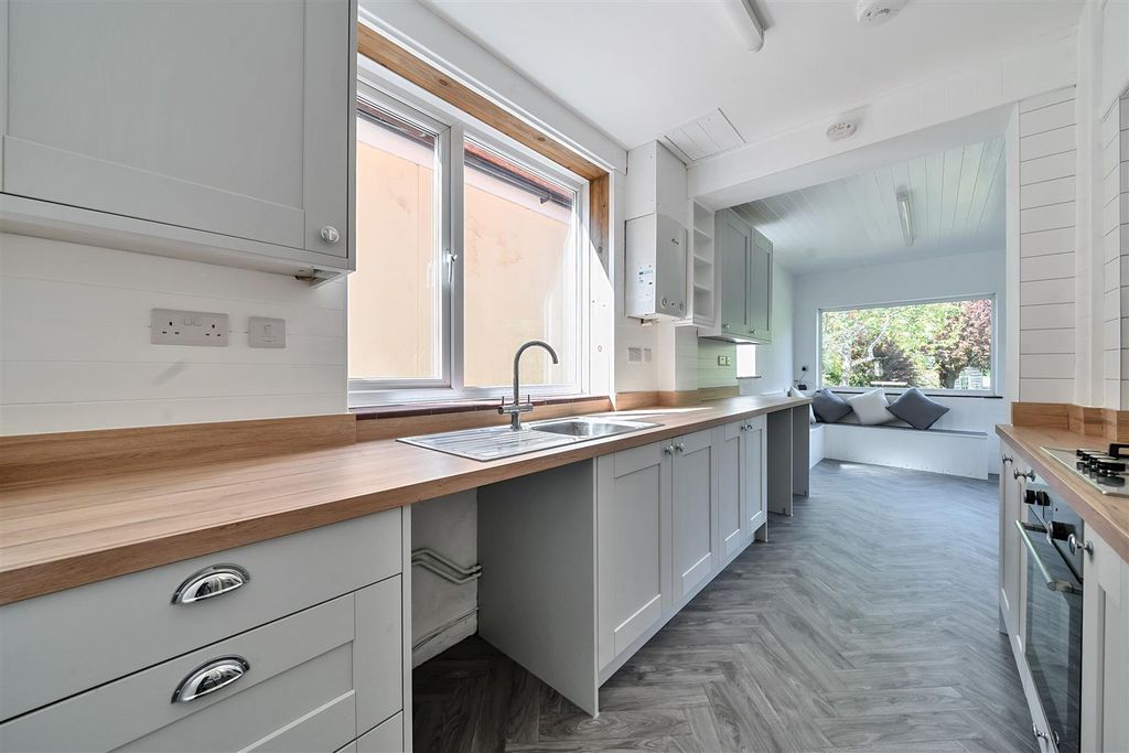 Property photo 3 of 20 1284102 (5).Jpg