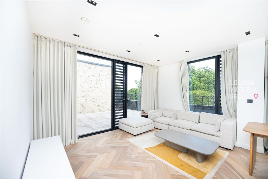 Property photo 1 of 31 1-1387.Jpg