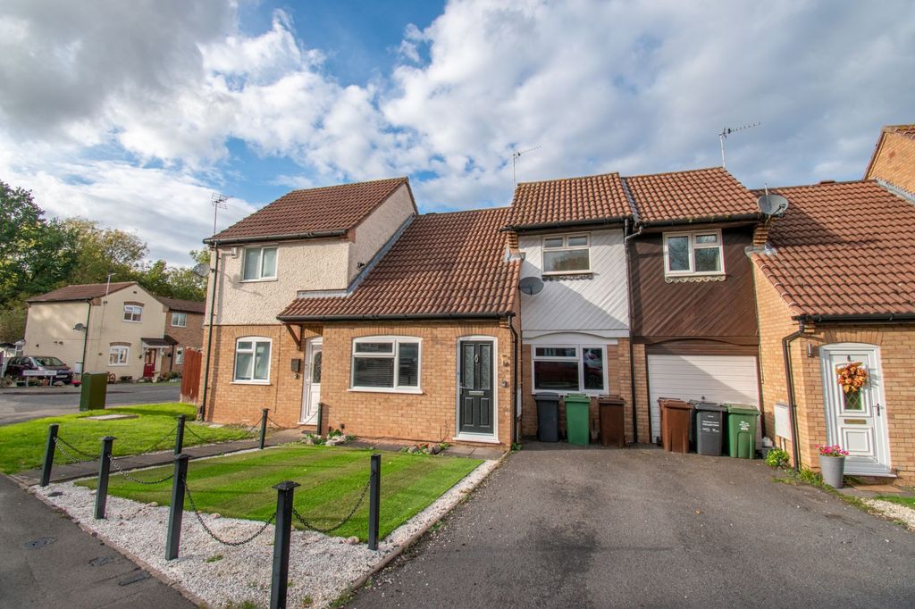 Property photo 1 of 12