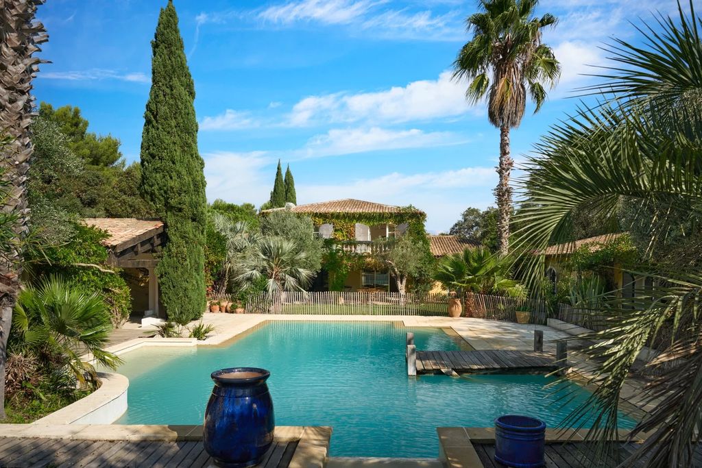 Property photo 3 of 19