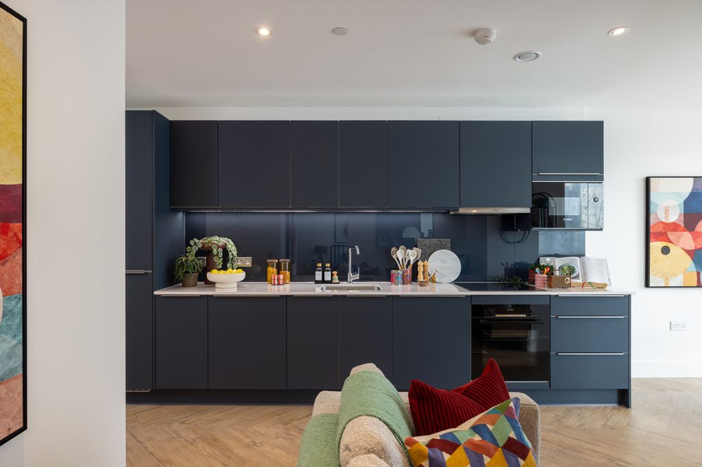 Property photo 1 of 7 Str001_N330.Jpg
