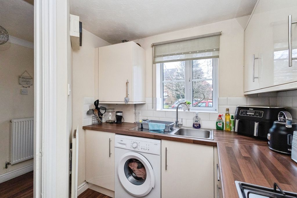 Property photo 3 of 17 Pbox-Img.Jpg