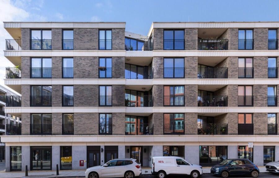 Property photo 2 of 22