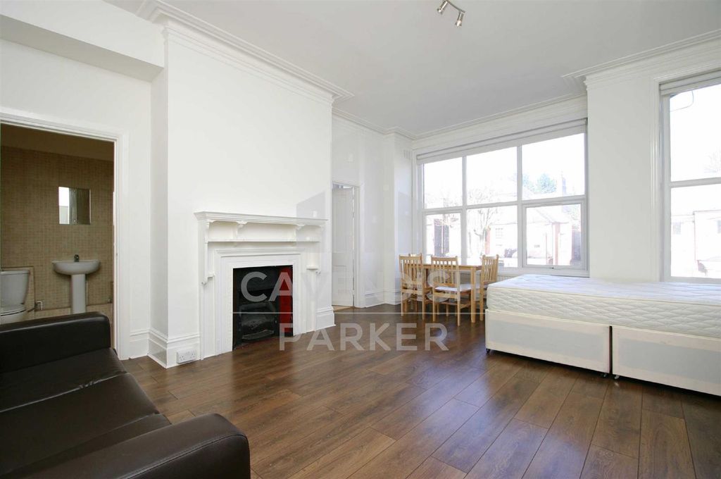 Property photo 2 of 5