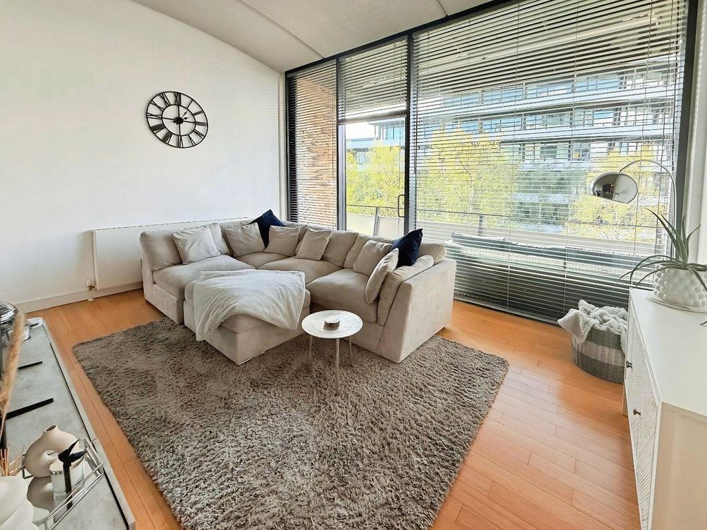 Property photo 1 of 22 Picture No. 04