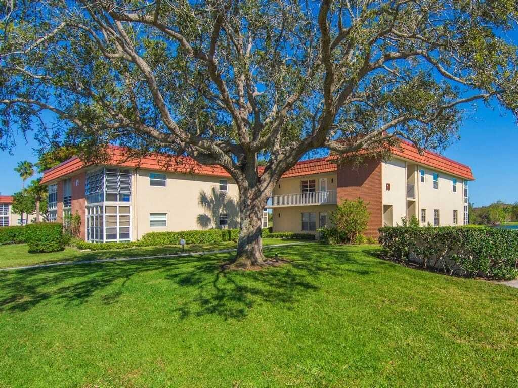 Property photo 1 of 31