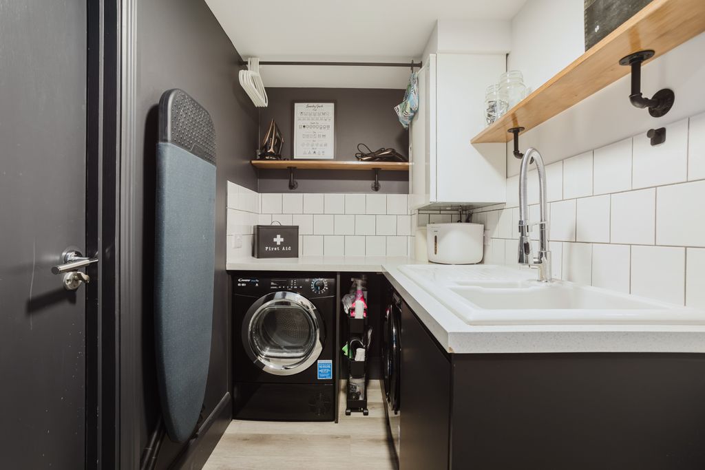 Additional image 11 of 4 bed town house to rentFrome Road, Bradford-On-Avon BA15