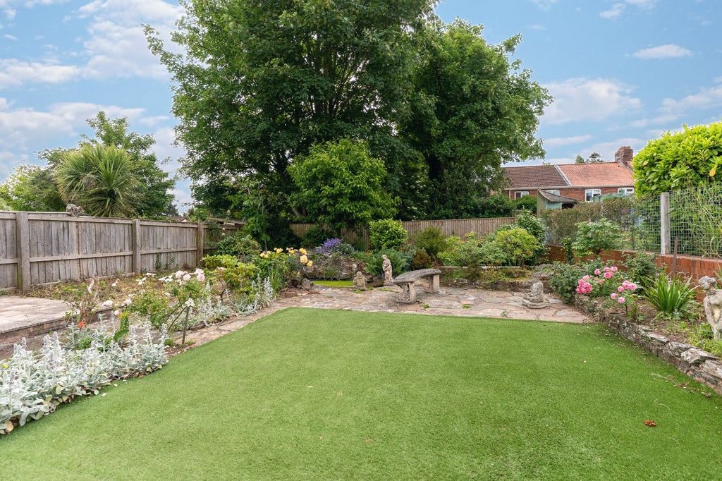 Property photo 2 of 11 Rear Garden