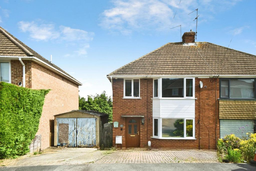 Property photo 1 of 16 Pbox-Img.Jpg