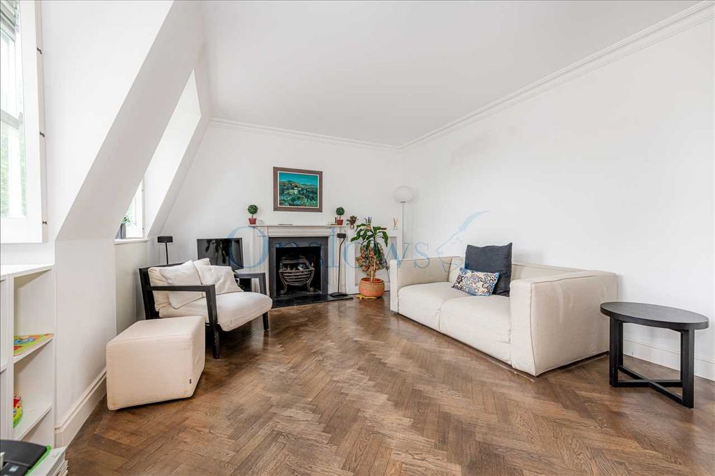 Property photo 2 of 23 Reception