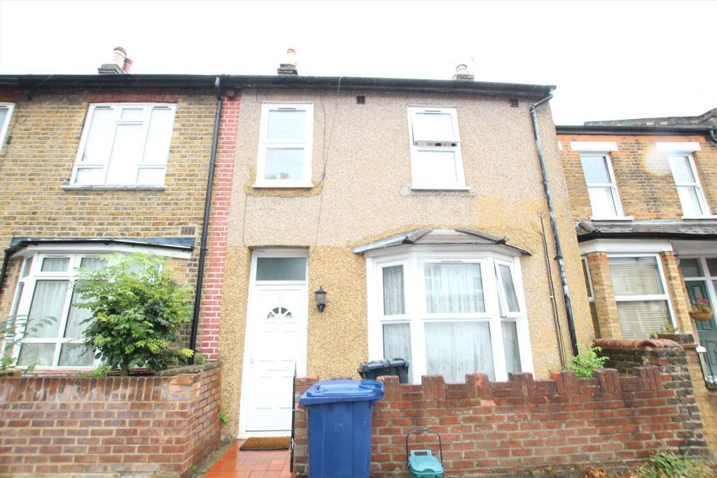 Property photo 1 of 7
