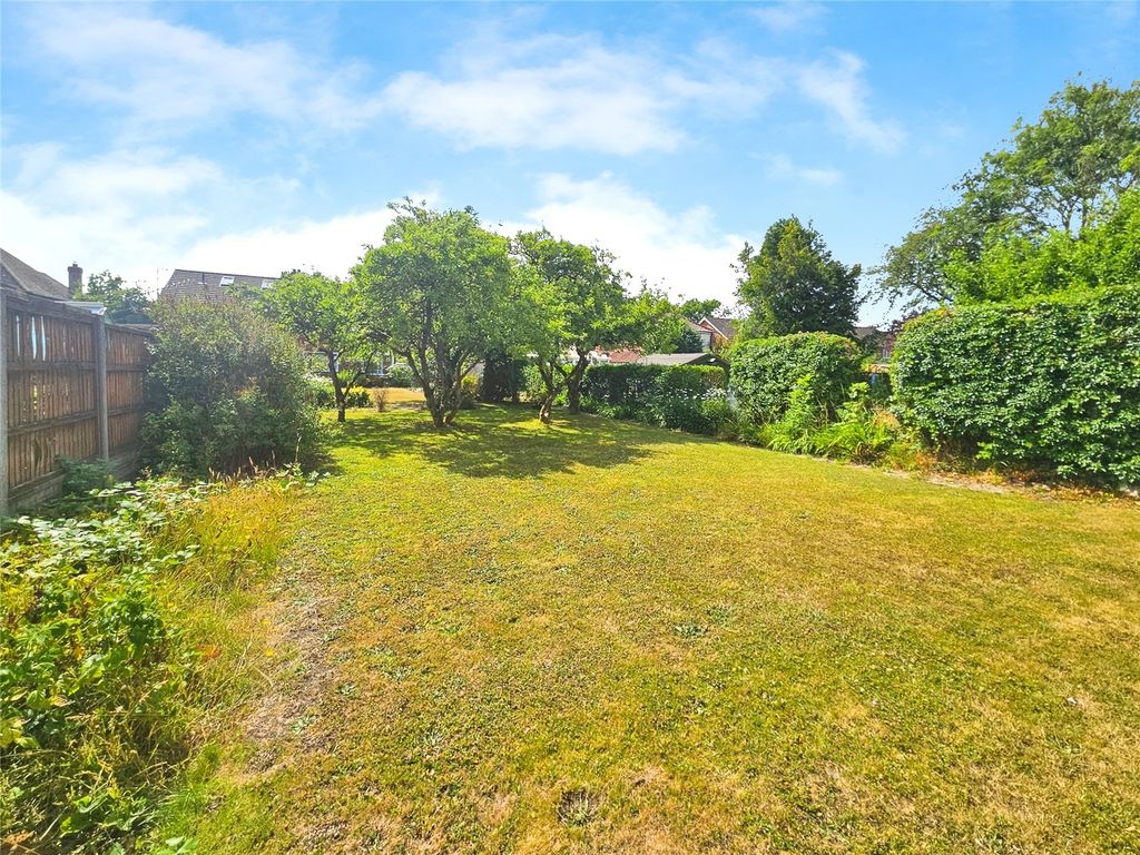 Property photo 2 of 24 Picture No. 21