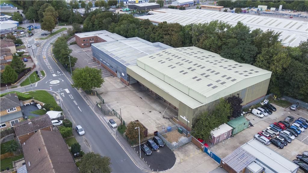 Property photo 1 of 8 Photo 8