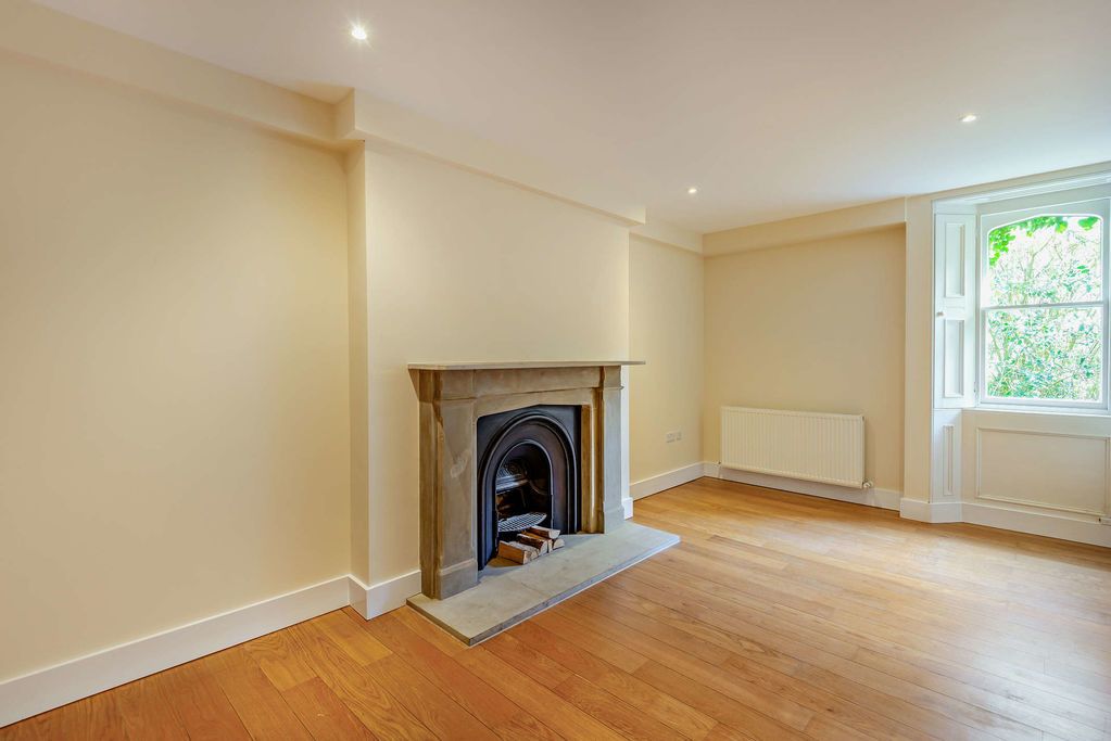 Property photo 2 of 41 Photo 27