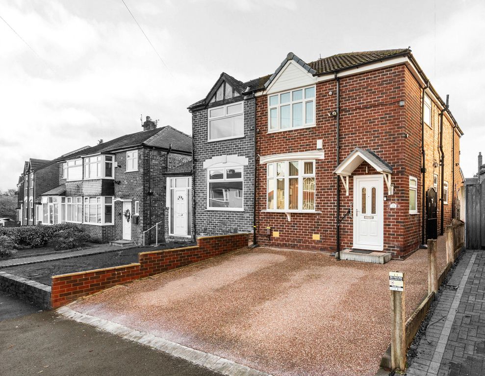 Property photo 2 of 24