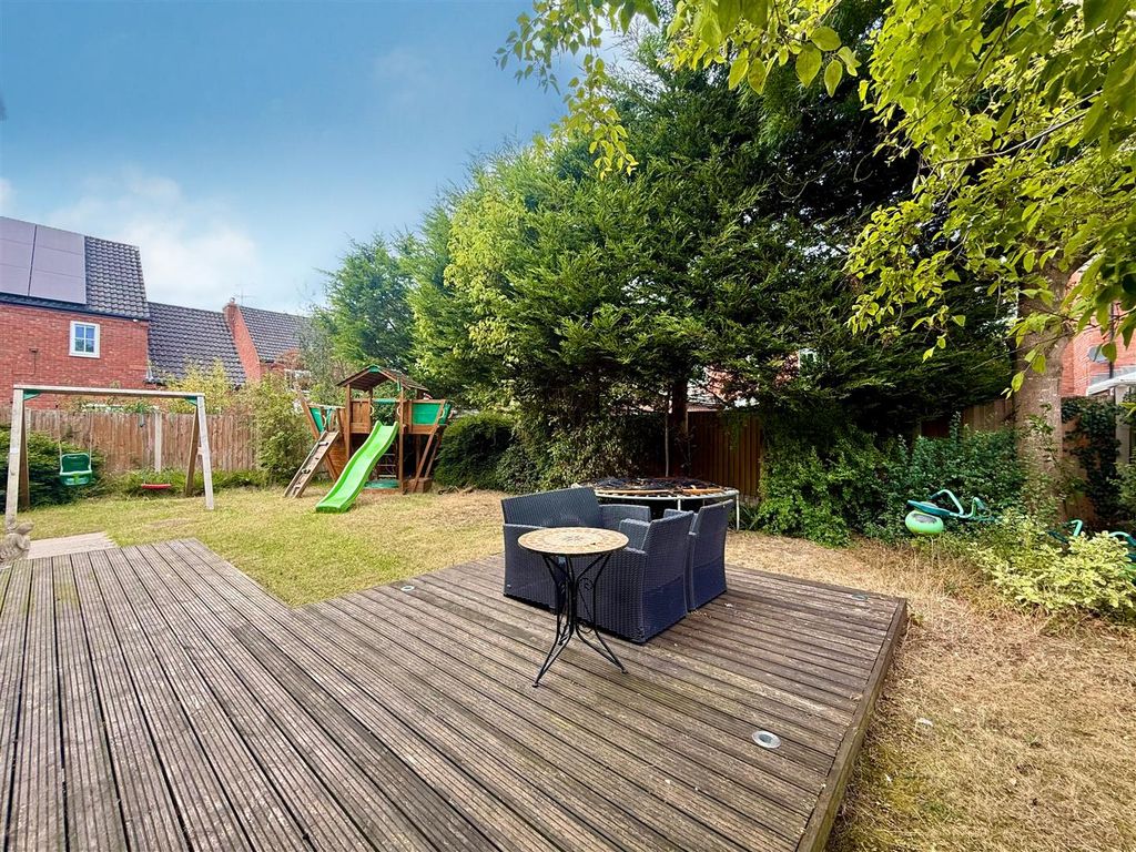 Additional image 27 of 4 bed detached house for saleLilleshall Way, Loughborough LE11