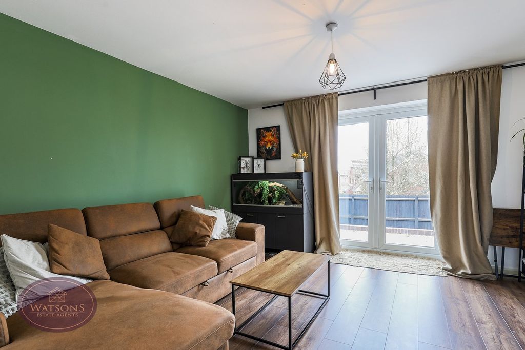 Property photo 2 of 19