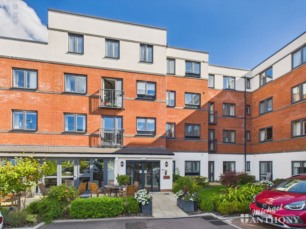 Property photo 1 of 14 Cam03218G0-Pr0766-Still001