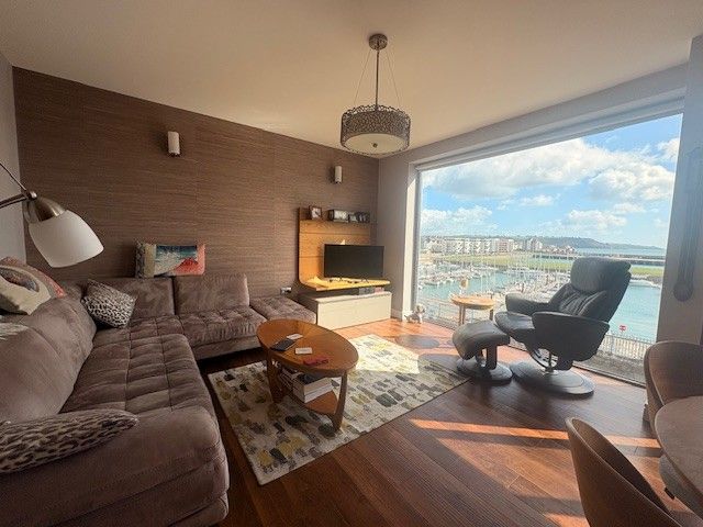 Property photo 1 of 39 Image