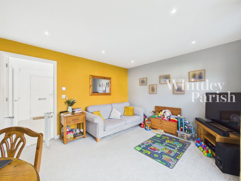 Property photo 3 of 16