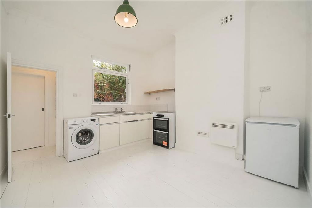 Property photo 3 of 4