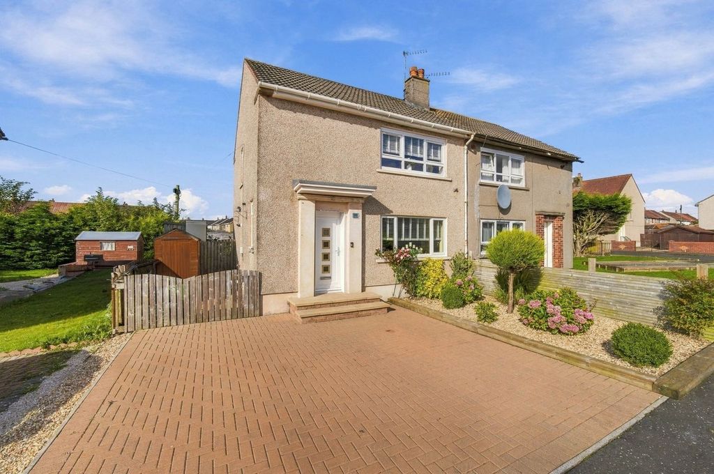 Property photo 1 of 27