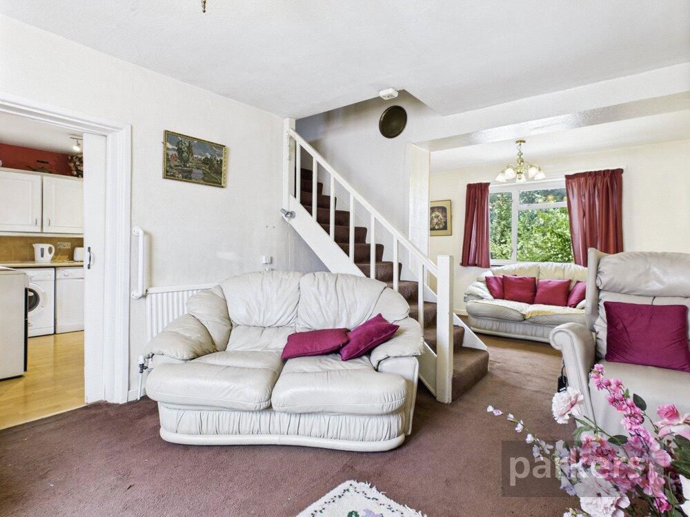 Property photo 3 of 35