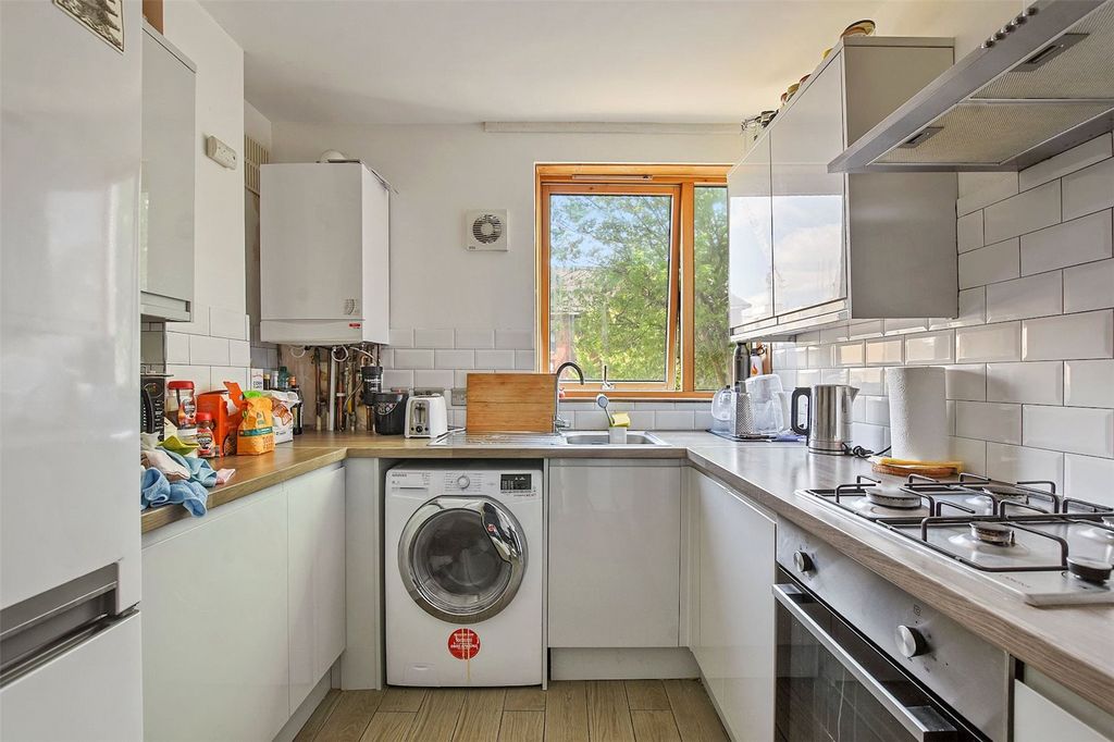 Property photo 1 of 10 Picture No. 07