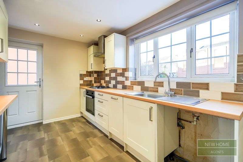 Property photo 2 of 16 Photo 9