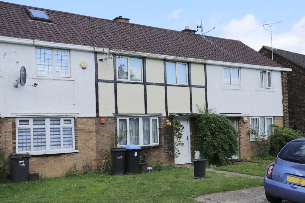 Property photo 1 of 8