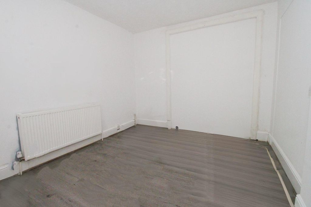 Property photo 3 of 11 Whatsapp Image 2026-02-05 At 13.06.58