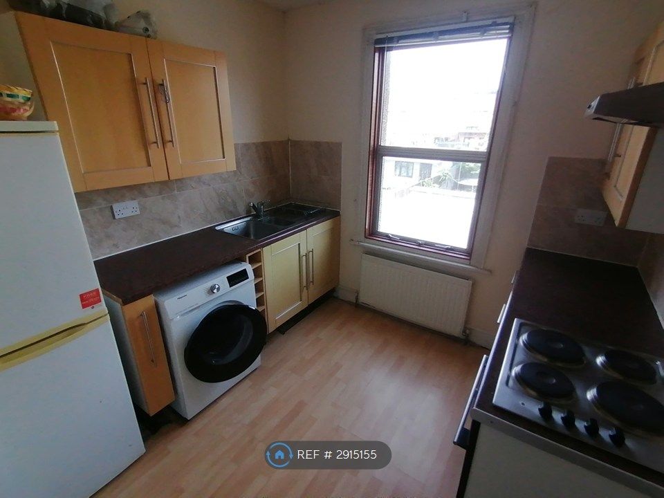 Property photo 3 of 5