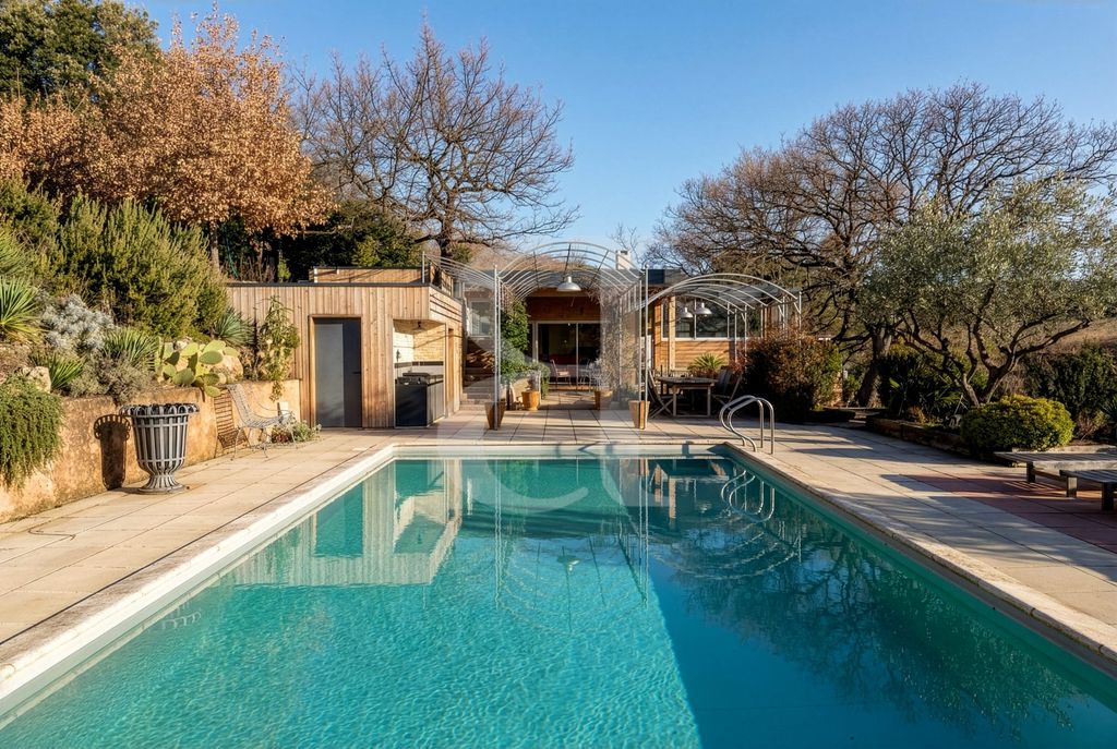 Property photo 1 of 27