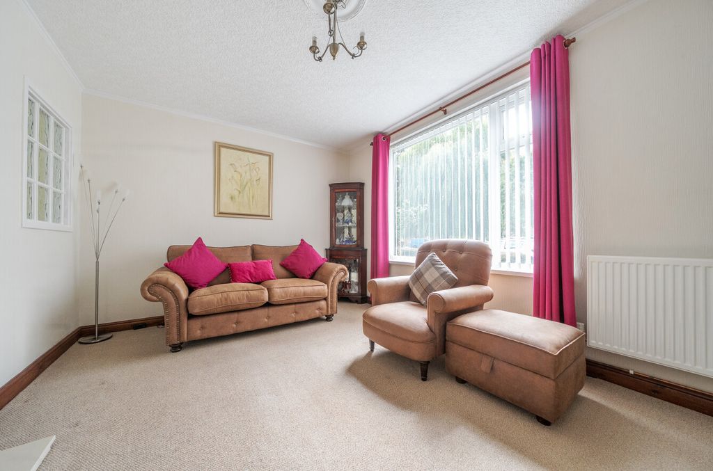 Property photo 3 of 21 1342772-10-68A5c2...