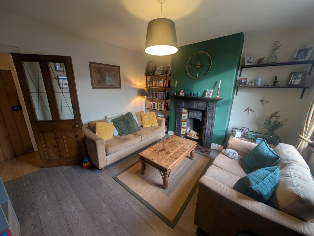 Property photo 2 of 18