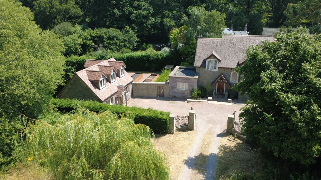 Property photo 1 of 57