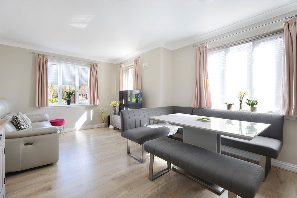 Property photo 2 of 13 Picture No. 39